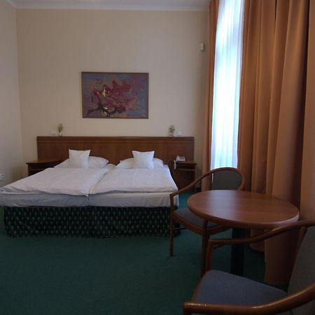 Hotel Westend Mariánské Lázně المظهر الخارجي الصورة